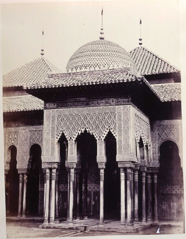 Templete del Patio de los Leones (Granada)