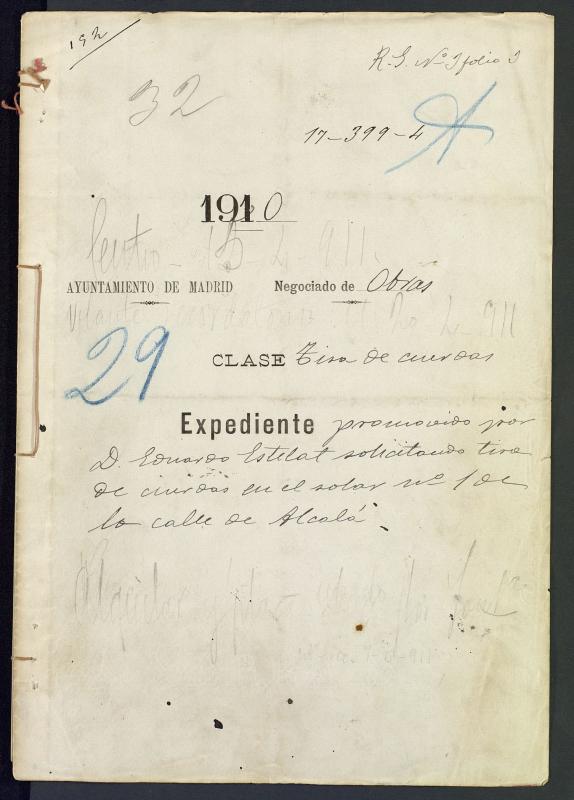 Expediente promovido por D. Bernardo Estelat solicitando tira de cuerdas en el solar nmero 100 de la calle de Alcal