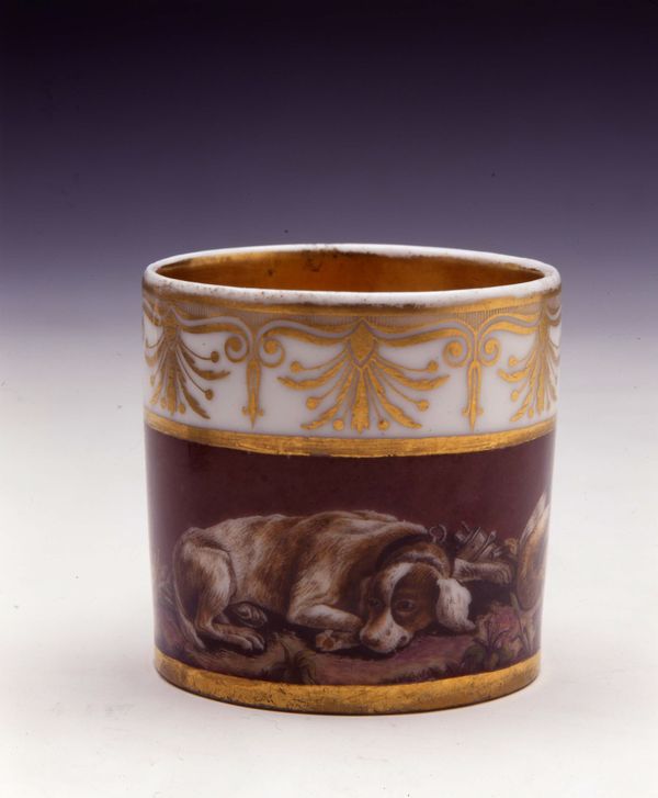 Taza con escena de naturaleza muerta