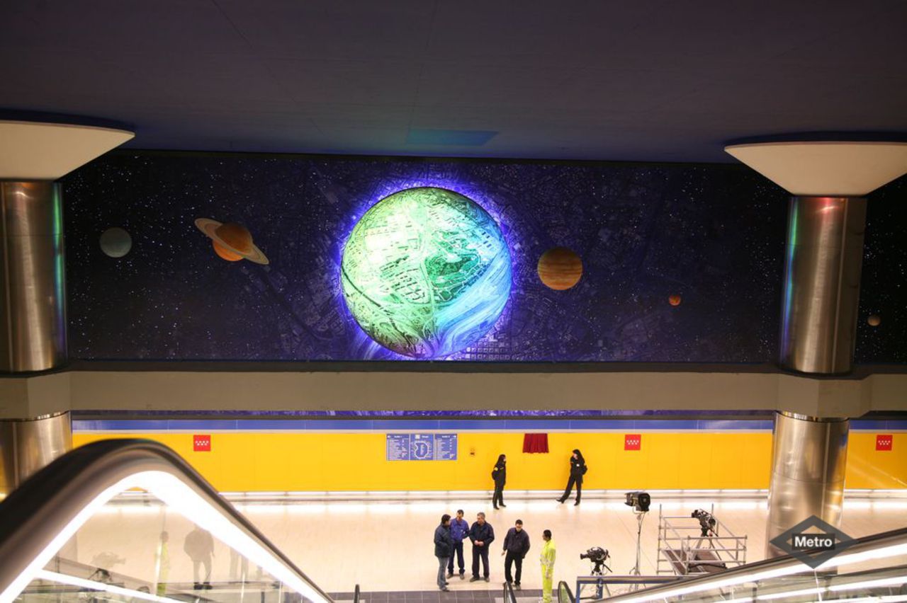 Mural en la estacin de Arganzuela-Planetario