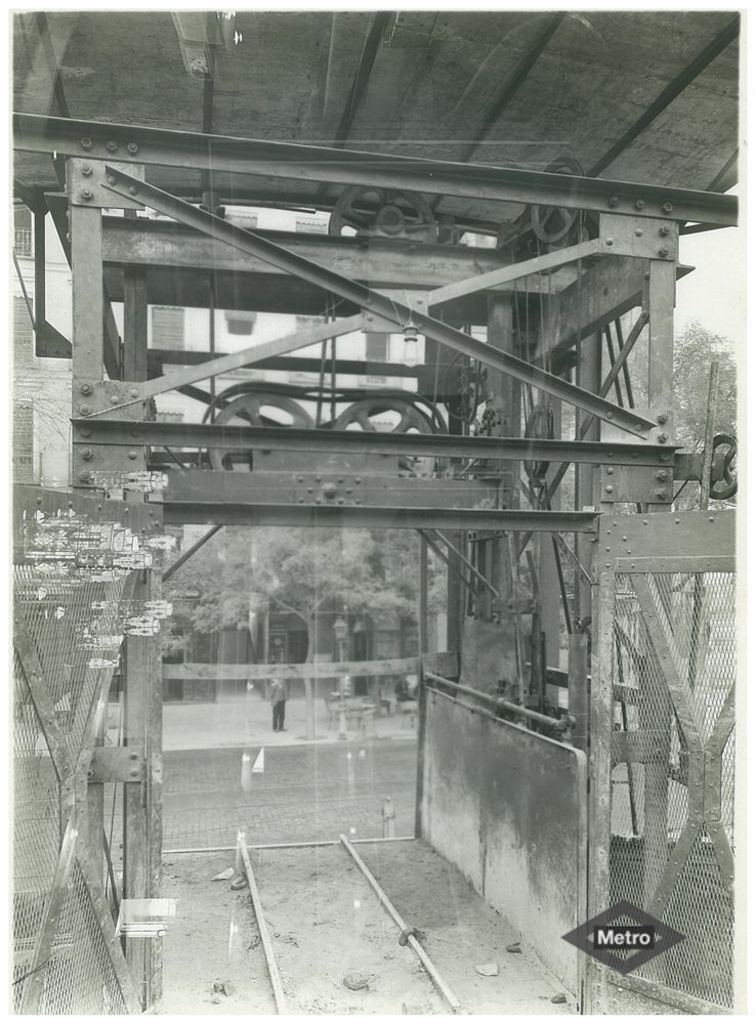 Obras de construccin de un ascensor