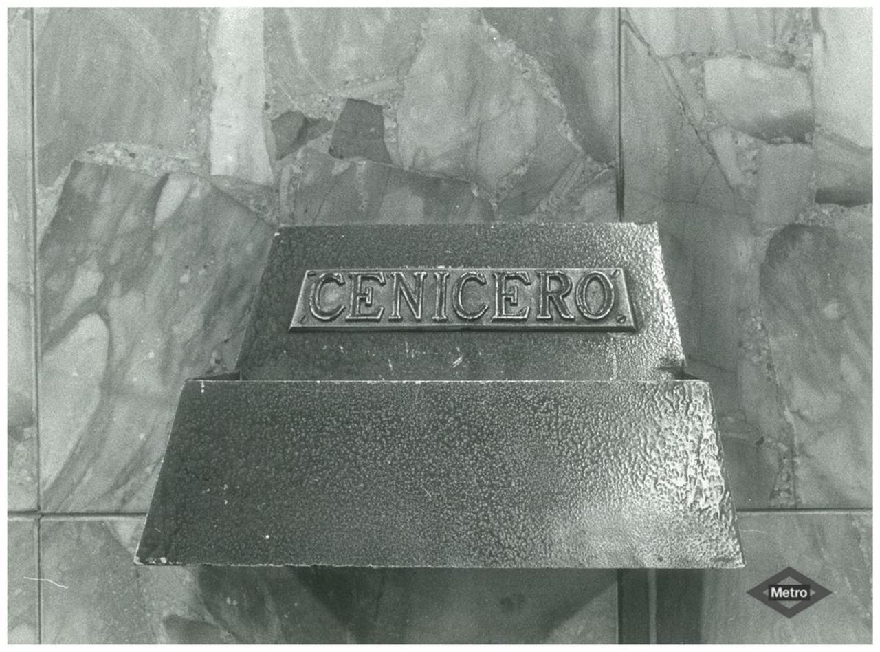 Modelo de cenicero