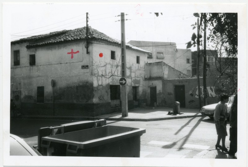 Casa antigua situada en calle Sierra Gorda