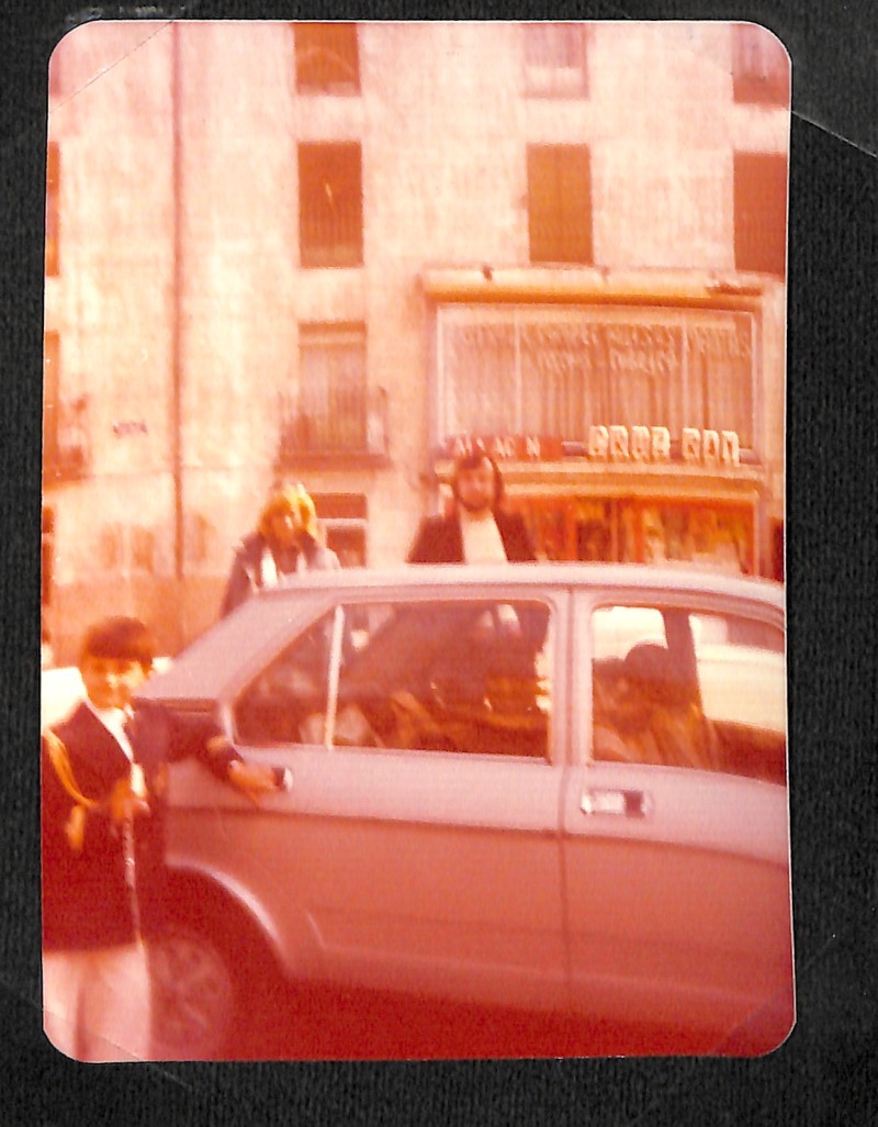 Almacenes Cruz Rayo en el Paseo Federico Garca Lorca