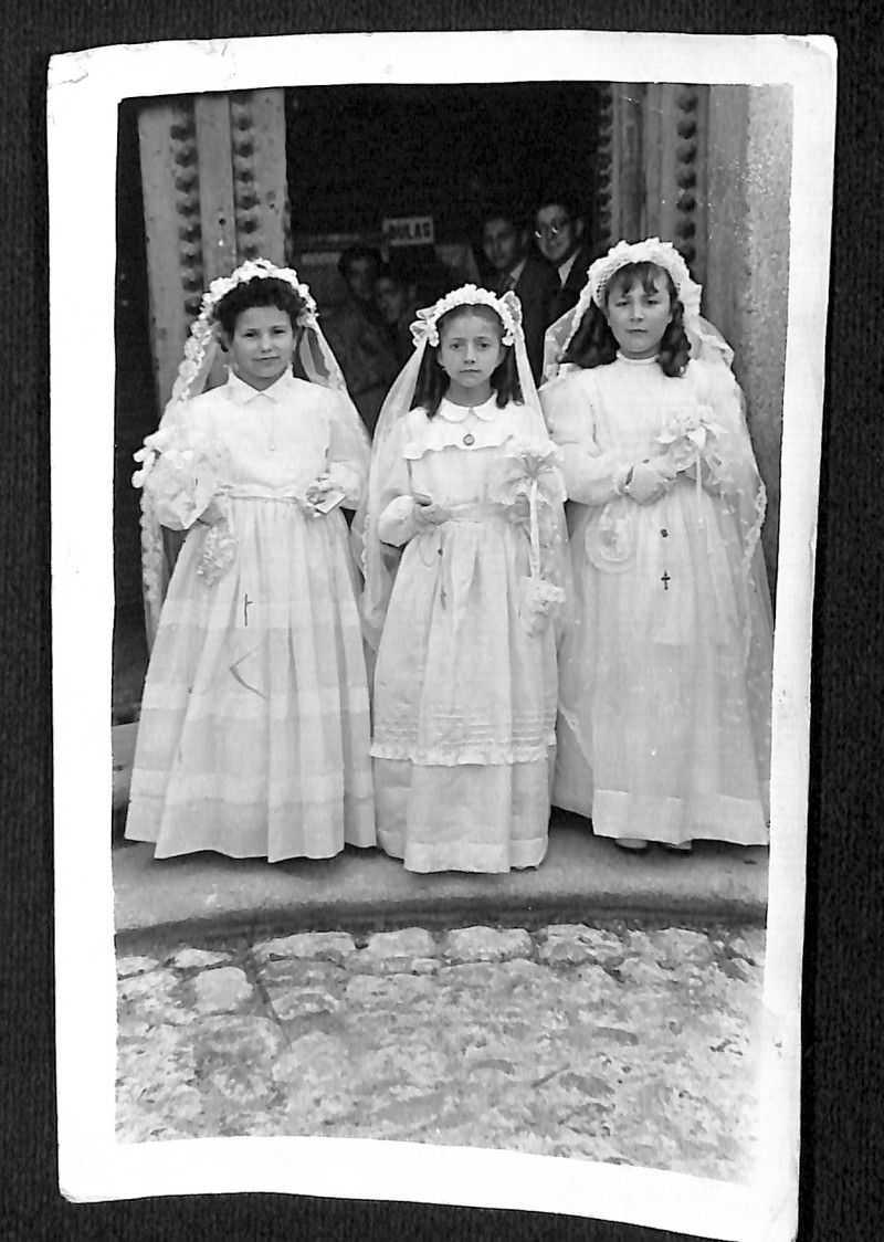 Primeras comuniones en la Iglesia San Pedro ad Vincula