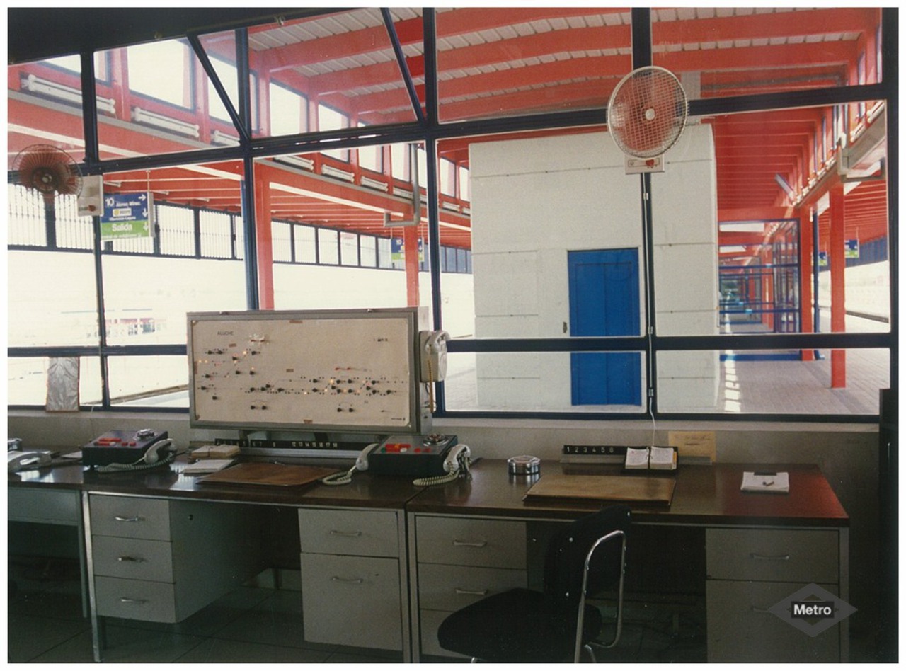 Cabina del jefe de estacin de Aluche