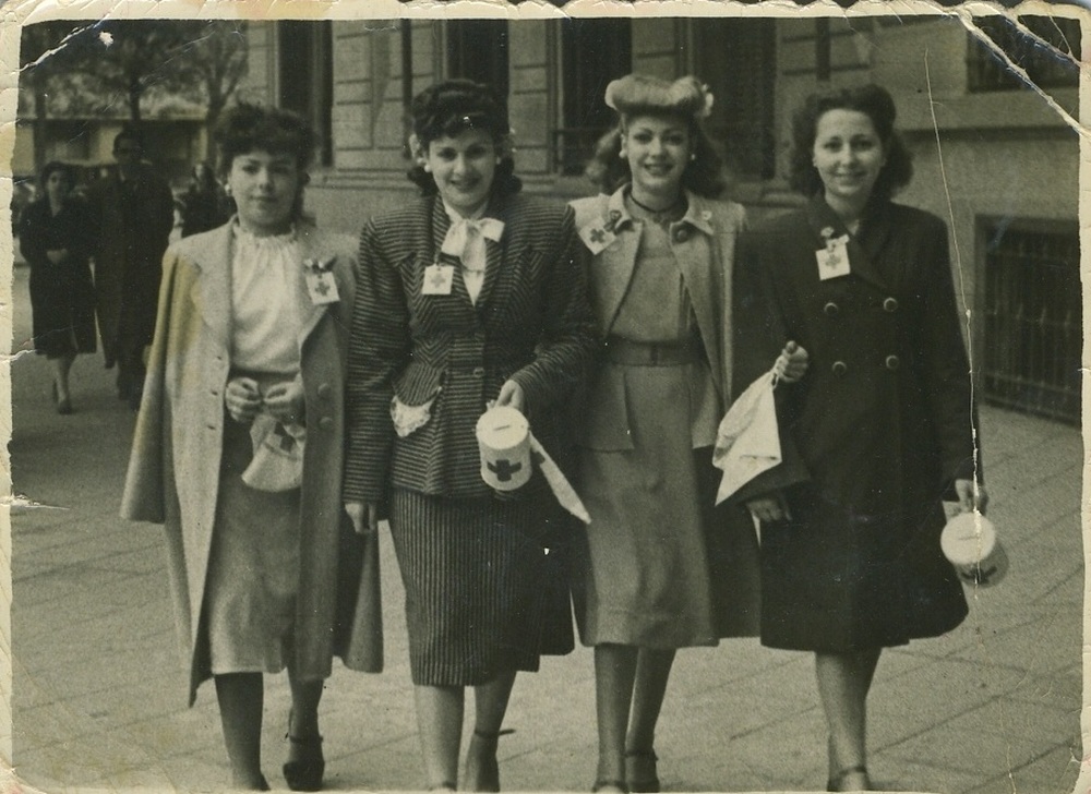 Las chicas de la Cruz Roja