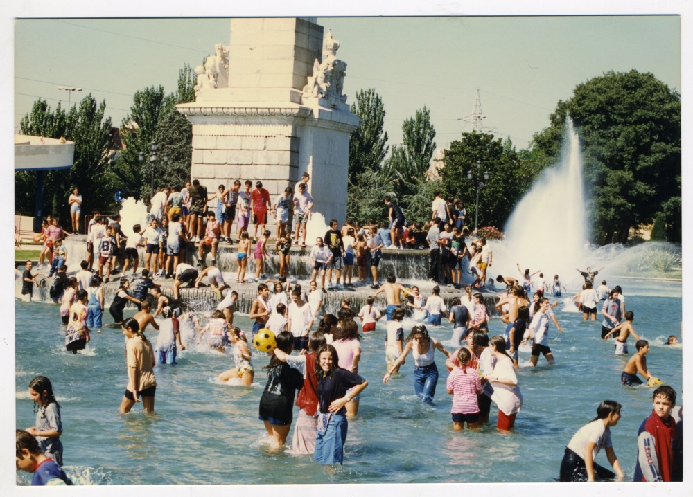 Bao en la Fuente del Obelisco