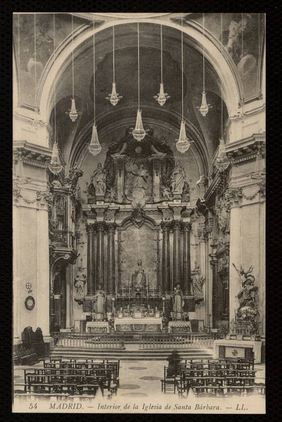 Interior de la Iglesia de Santa Brbara