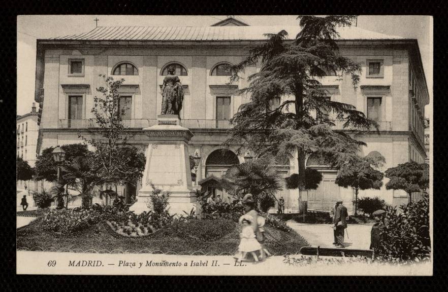 Plaza y Monumento a Isabel II