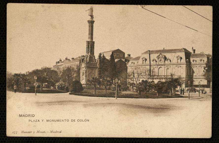 Plaza y Monumento de Coln