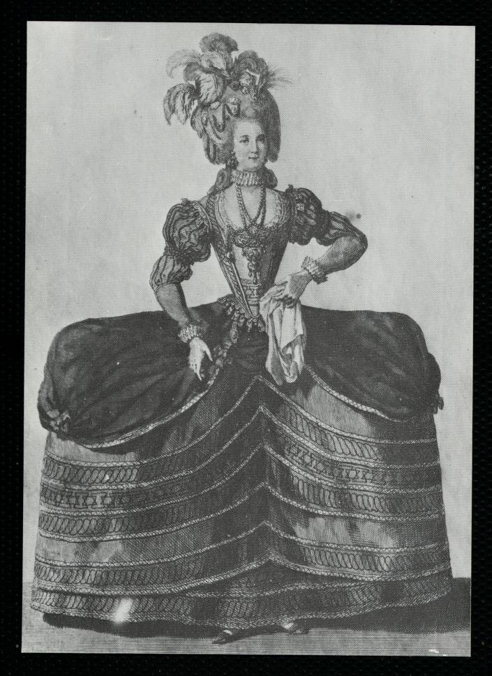 Traje de teatro a la antigua espaola