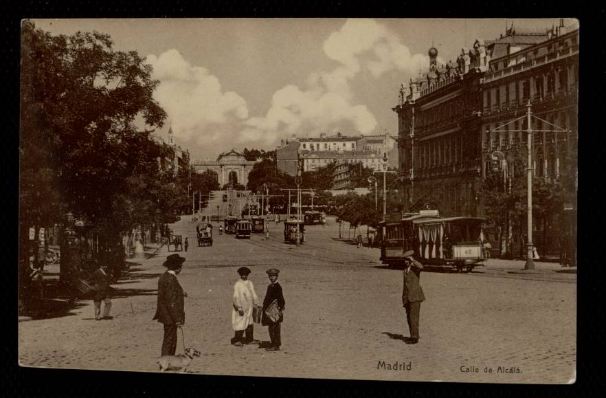 Calle de Alcal y tobogn de los Jardines del Buen Retiro