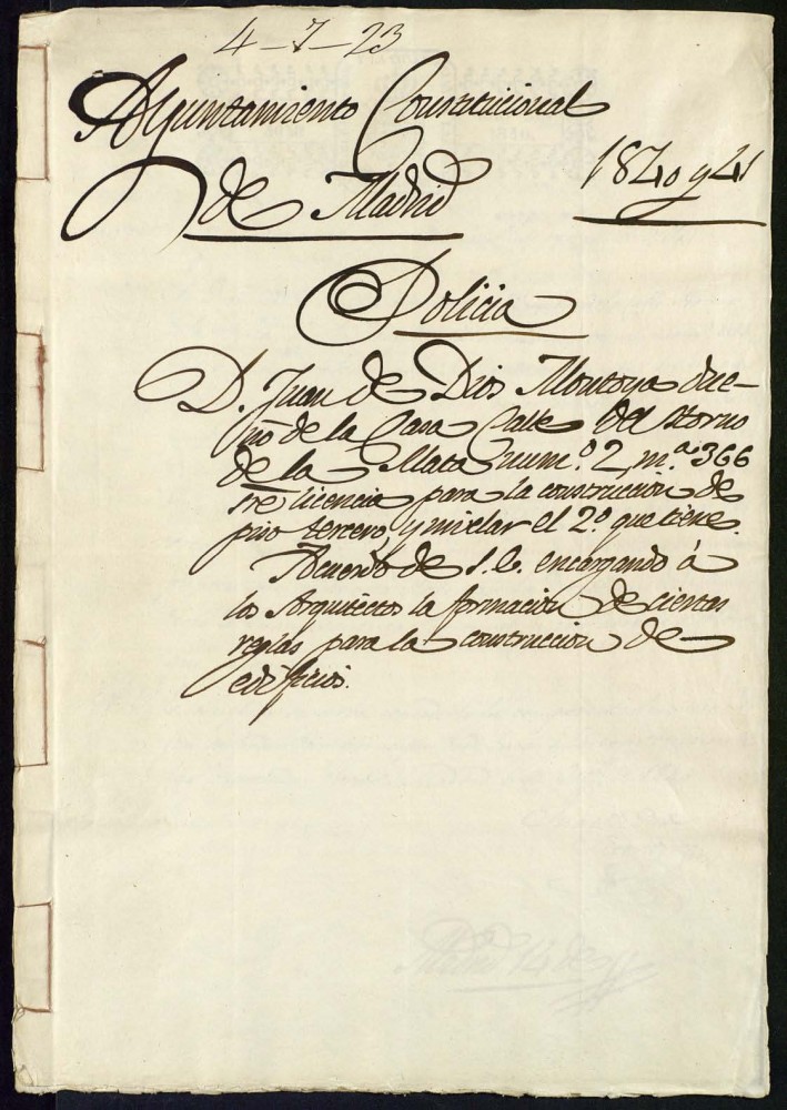 Don Juan de Dios Montoya dueo de la casa de la calle del Horno de la Mata, 2, manzana 366, sobre licencia para la construccin de piso tercero y nivelar el segundo que tiene.
