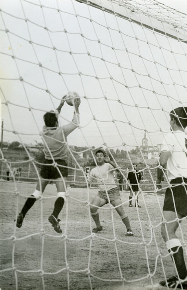 Arturo no para un gol