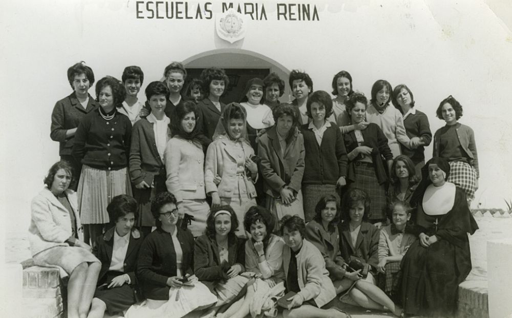 Da de las antiguas alumnas en el colegio Mara Reina