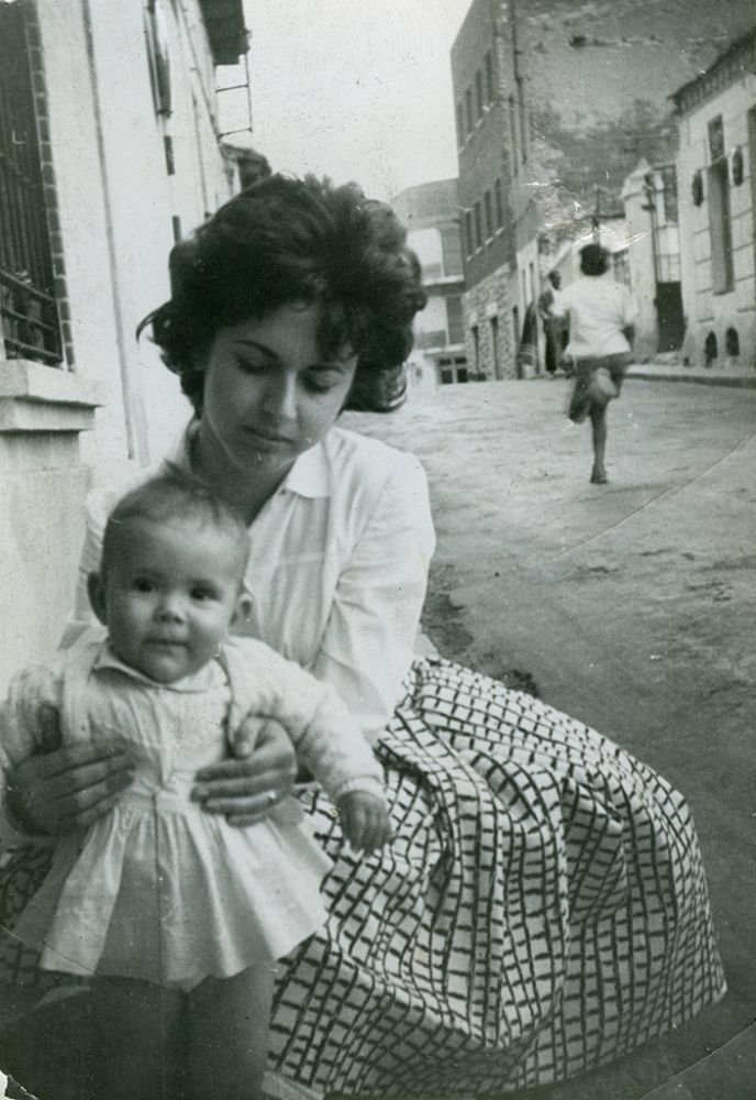 Mari Carmen con su sobrina Raquel