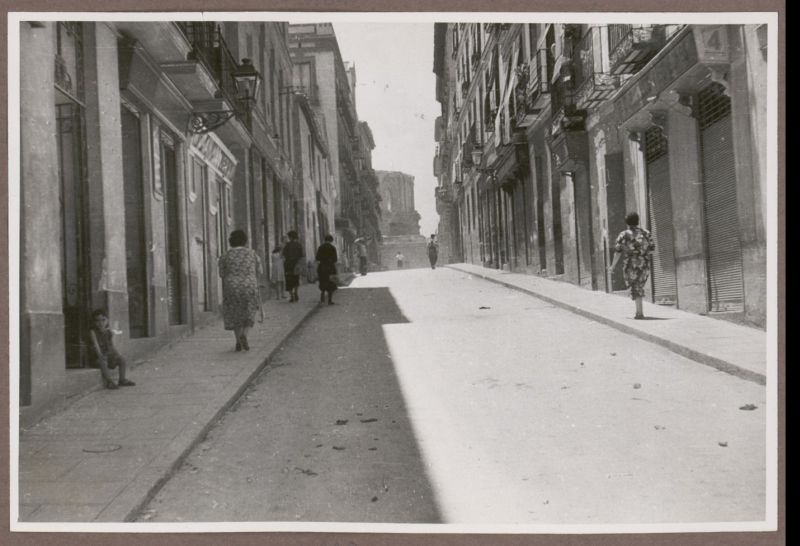 Calle del Sombrerete asfaltada