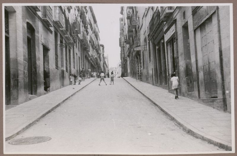 Calle de Torrecilla del Leal asfaltada