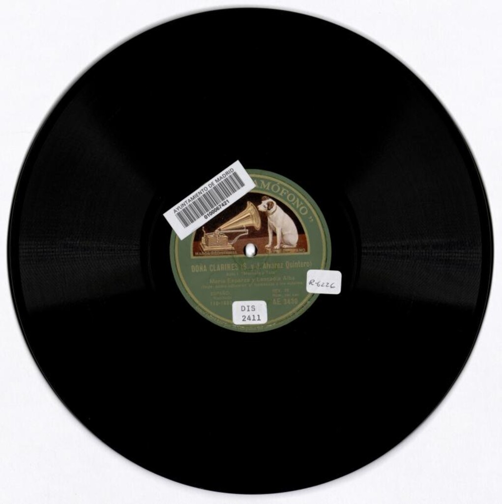 Miniatura de Álbum Homenaje a los hermanos D. Serafín y D. Joaquín Álvarez Quintero