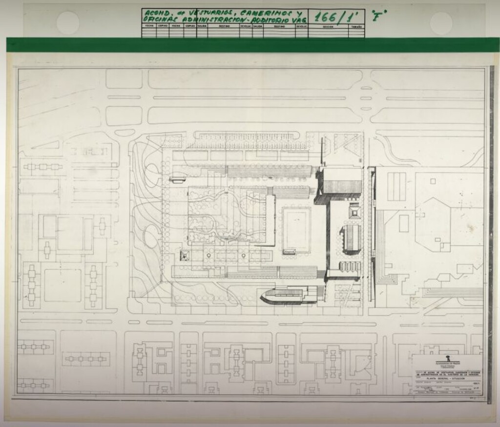Miniatura de Planos del Teatro de "La Vaguada". Planta general, situación (166/1-F)