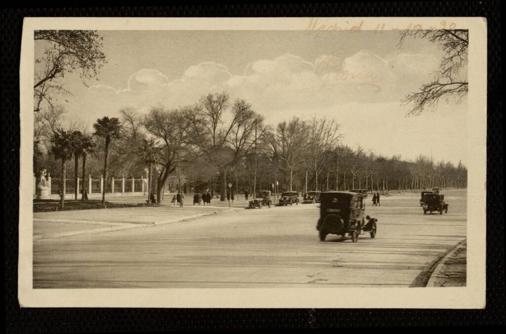 Miniatura de Parque zoológico y Paseo de coches del Retiro