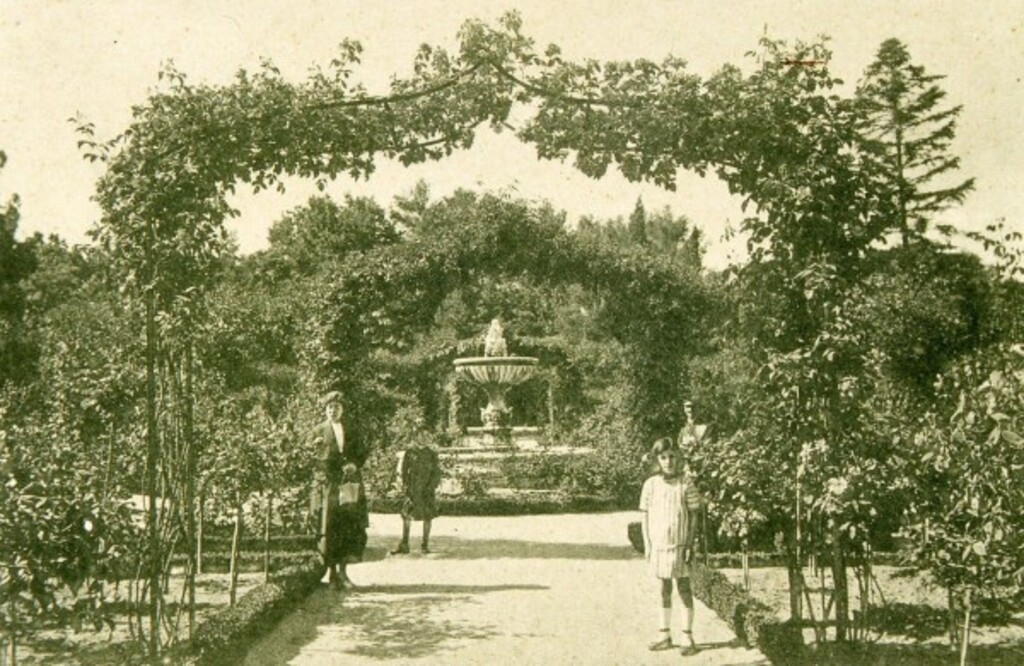 Miniatura de Parque del Retiro. La Rosaleda