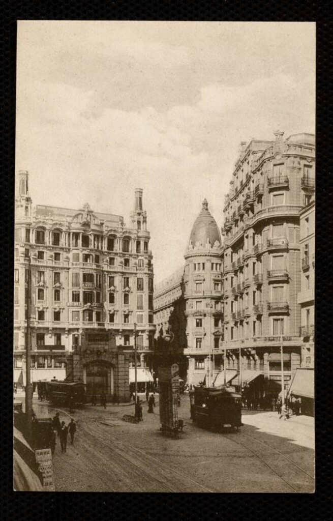 Miniatura de Red de San Luis (templete de la estación de metro y Círculo de la Unión Mercantil e Industrial)