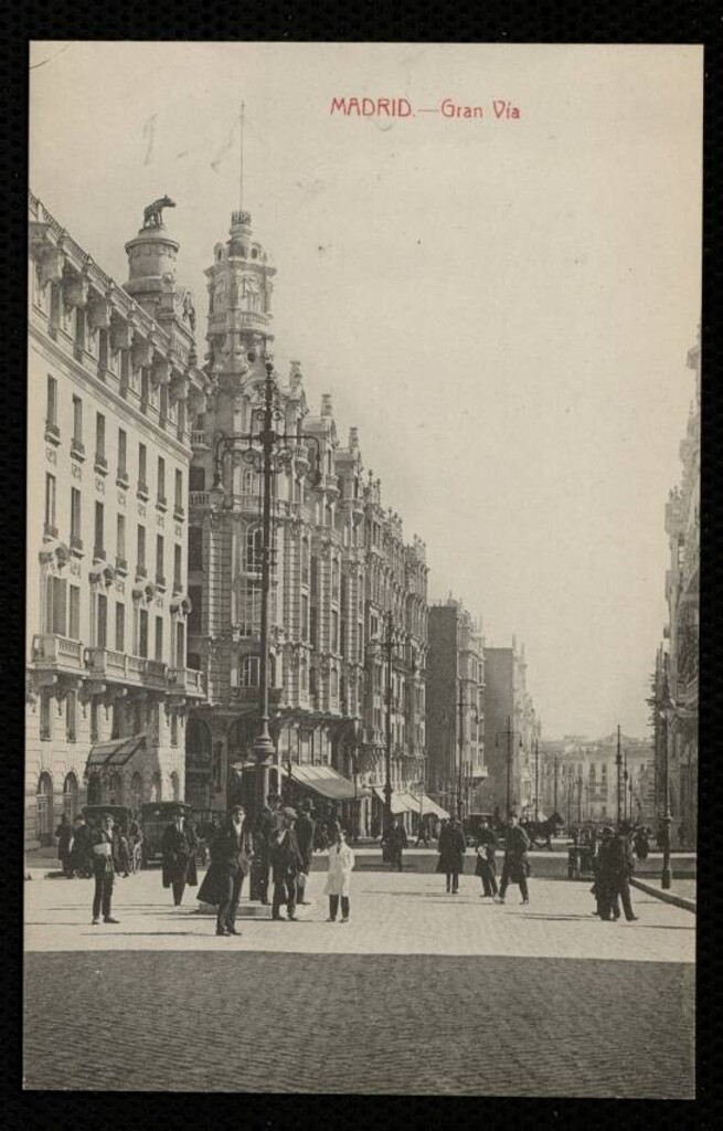 Miniatura de Gran Vía con el hotel Roma en primer término