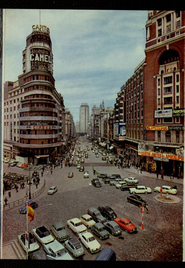 Miniatura de Plaza del Callao y avenida José Antonio