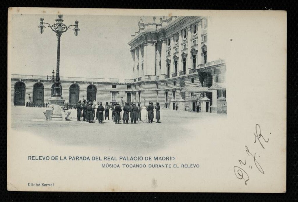 Miniatura de Relevo de la Parada del Real Palacio de Madrid. Música tocando durante el relevo