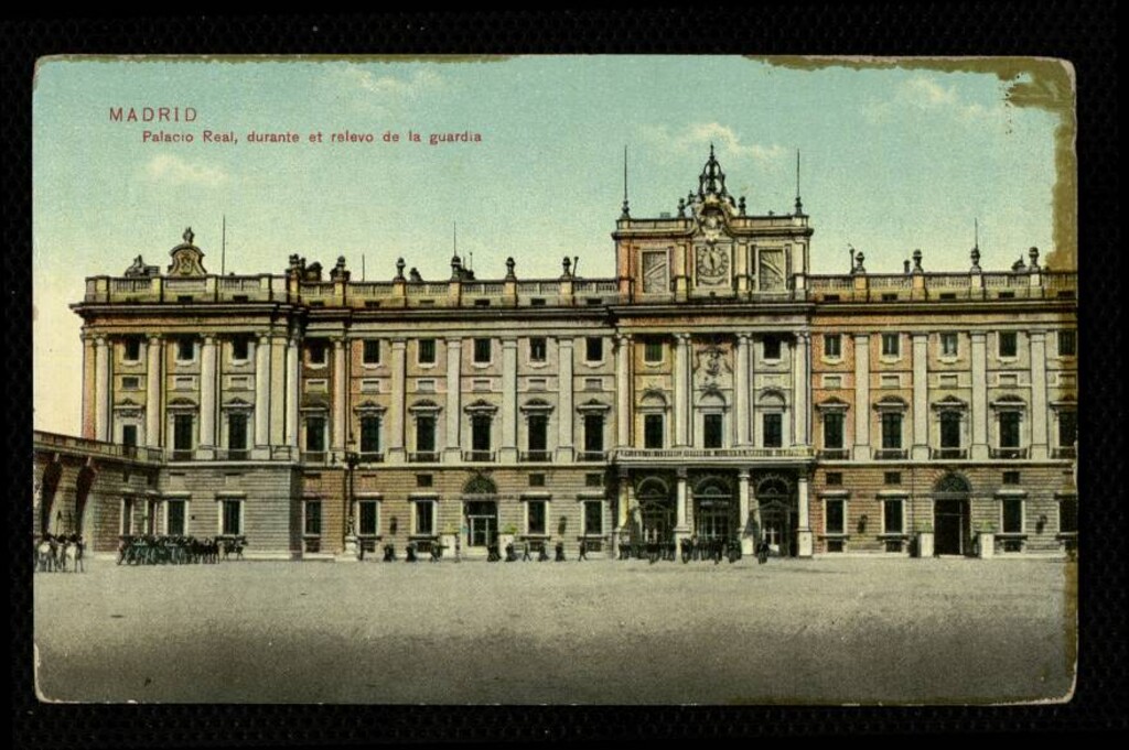 Miniatura de Palacio Real durante el relevo de la guardia
