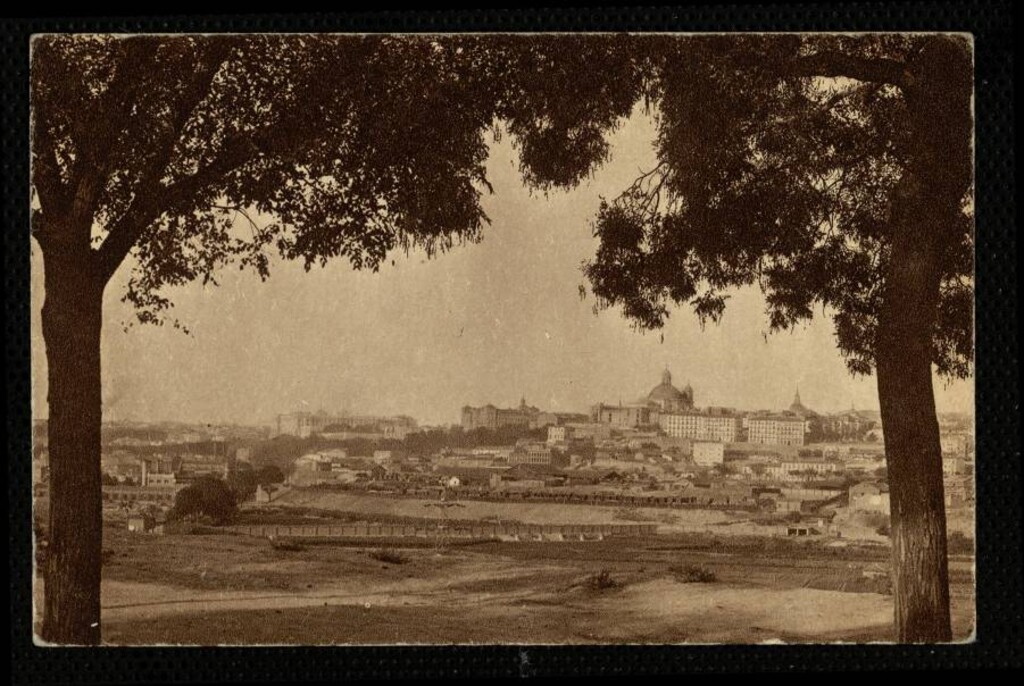 Miniatura de Vista parcial de Madrid desde la Pradera de San Isidro