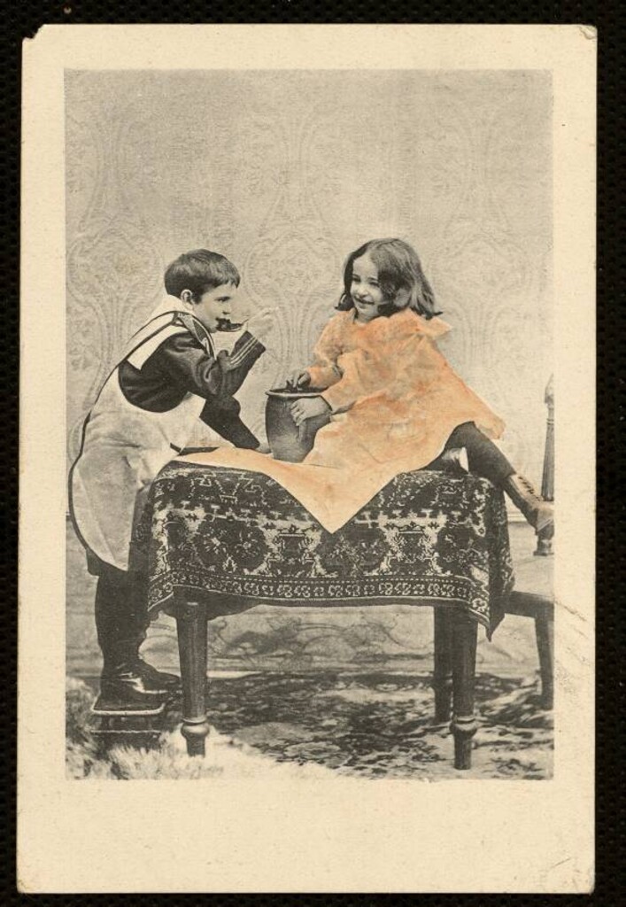 Miniatura de Niños con una olla