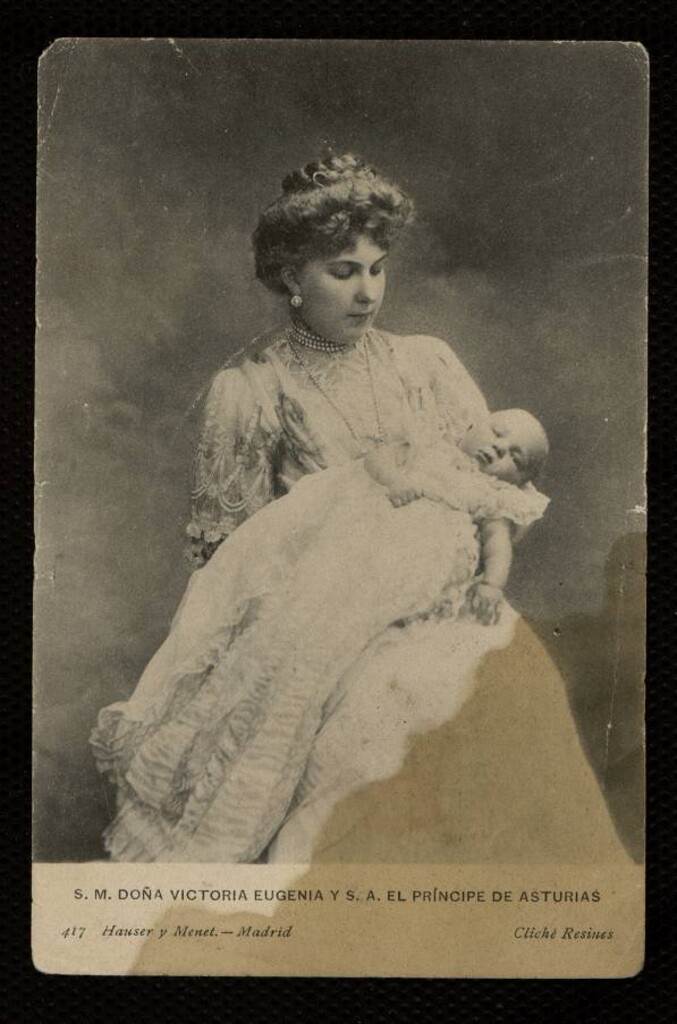 Miniatura de S. M. Doña Victoria Eugenia y S. A. Real el Príncipe de Asturias