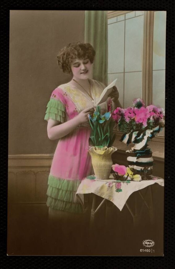 Miniatura de Mujer leyendo una carta