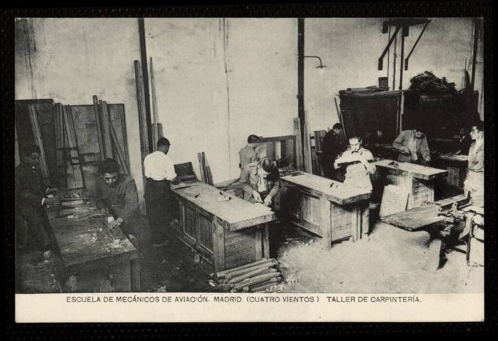 Miniatura de Escuela de mecánicos de aviación. Madrid (cuatro vientos) Taller de carpintería