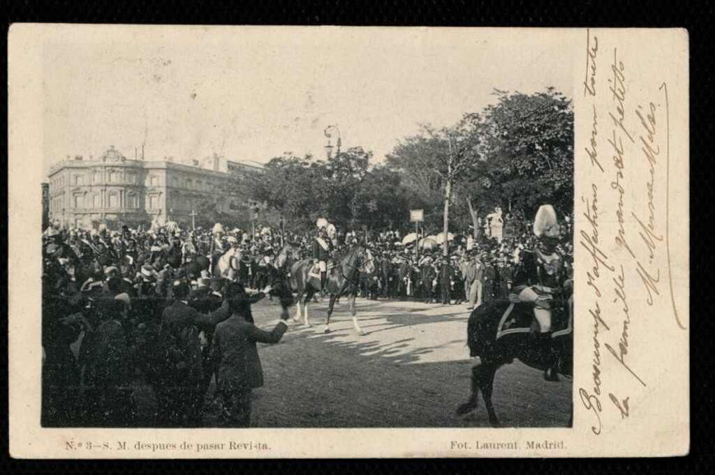 Miniatura de S. M. después de pasar revista