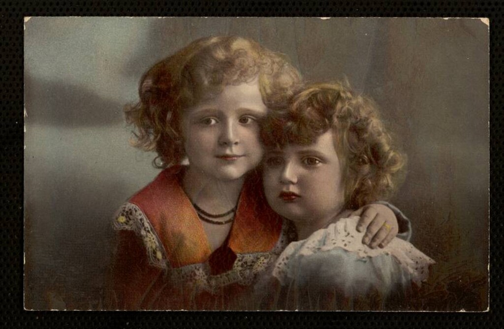Miniatura de Dos cabezas de niños