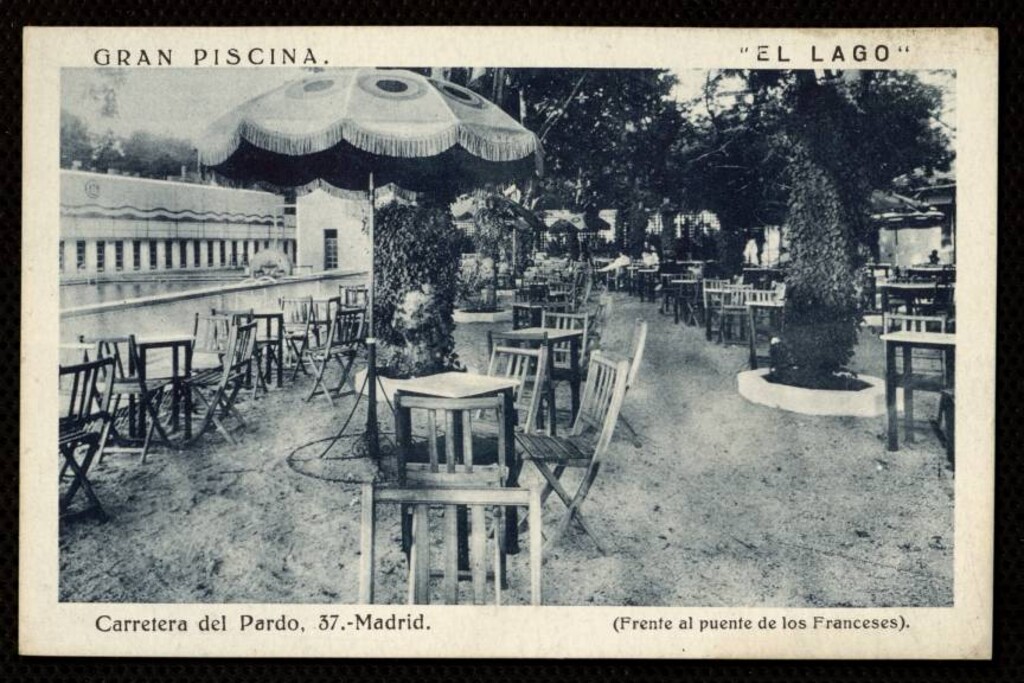 Miniatura de Gran Piscina "El Lago"