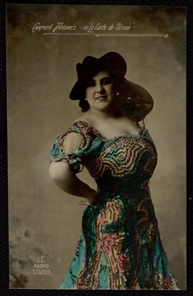 Miniatura de Carmen Andrés en "La corte del faraón"