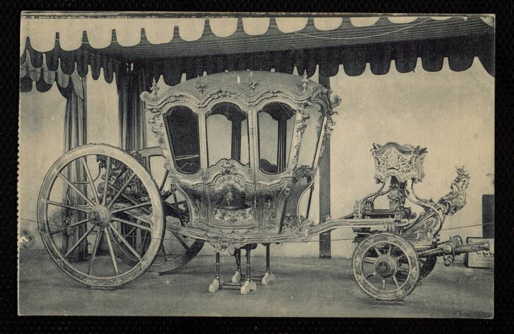 Miniatura de Palacio Real. Caballerizas. Carroza estilo Luis XV