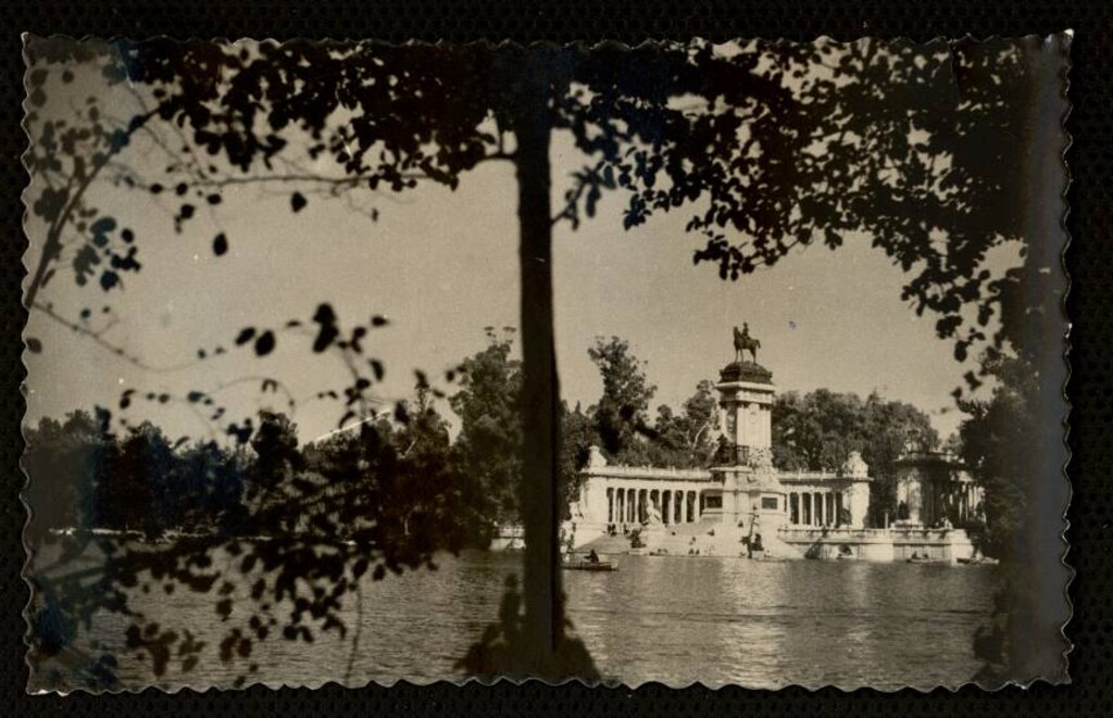 Miniatura de El Retiro. Estanque