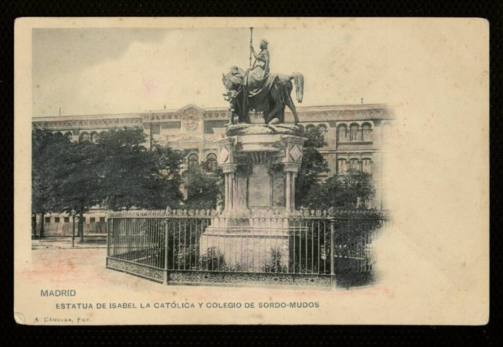 Miniatura de Estatua de Isabel la Católica y Colegio de Sordo-Mudos