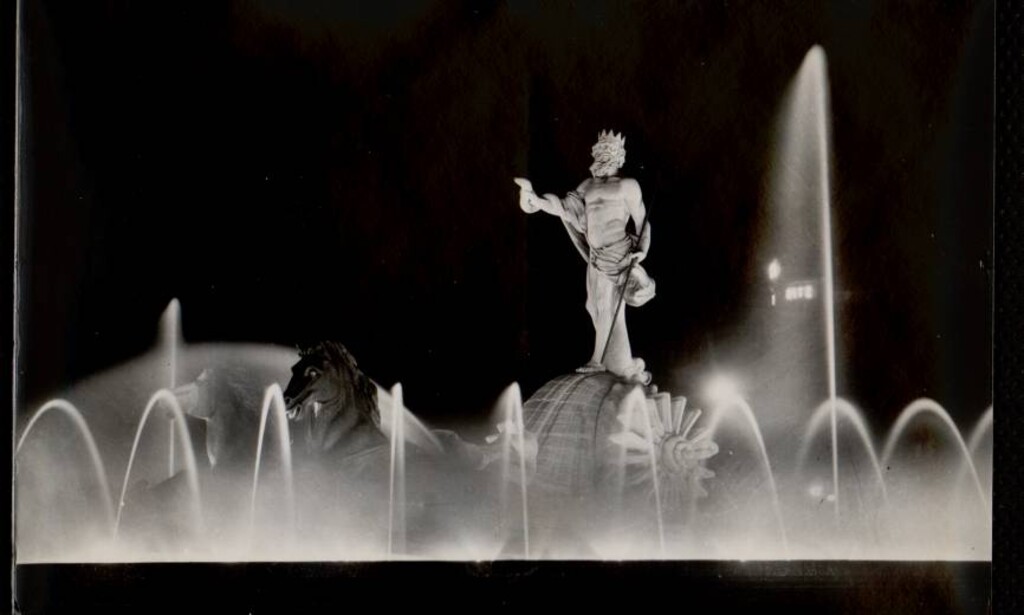 Miniatura de Neptuno. Vista nocturna