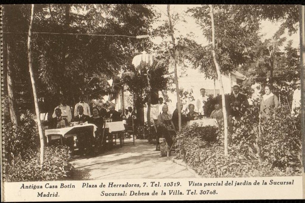 Miniatura de Antigua Casa de Botín. Vista parcial del jardín de la sucursal
