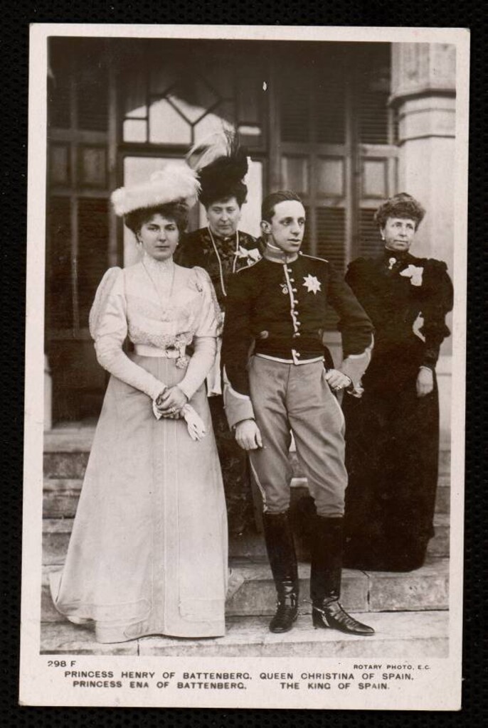 Miniatura de Prince Henry of Battenberg. Queen Christina of Spain. Princess Ena of Battenberg. The King of Spain