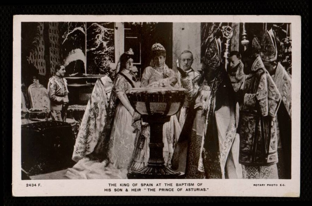 Miniatura de The King of Spain at the baptism of his son & heir the Prince of Asturias