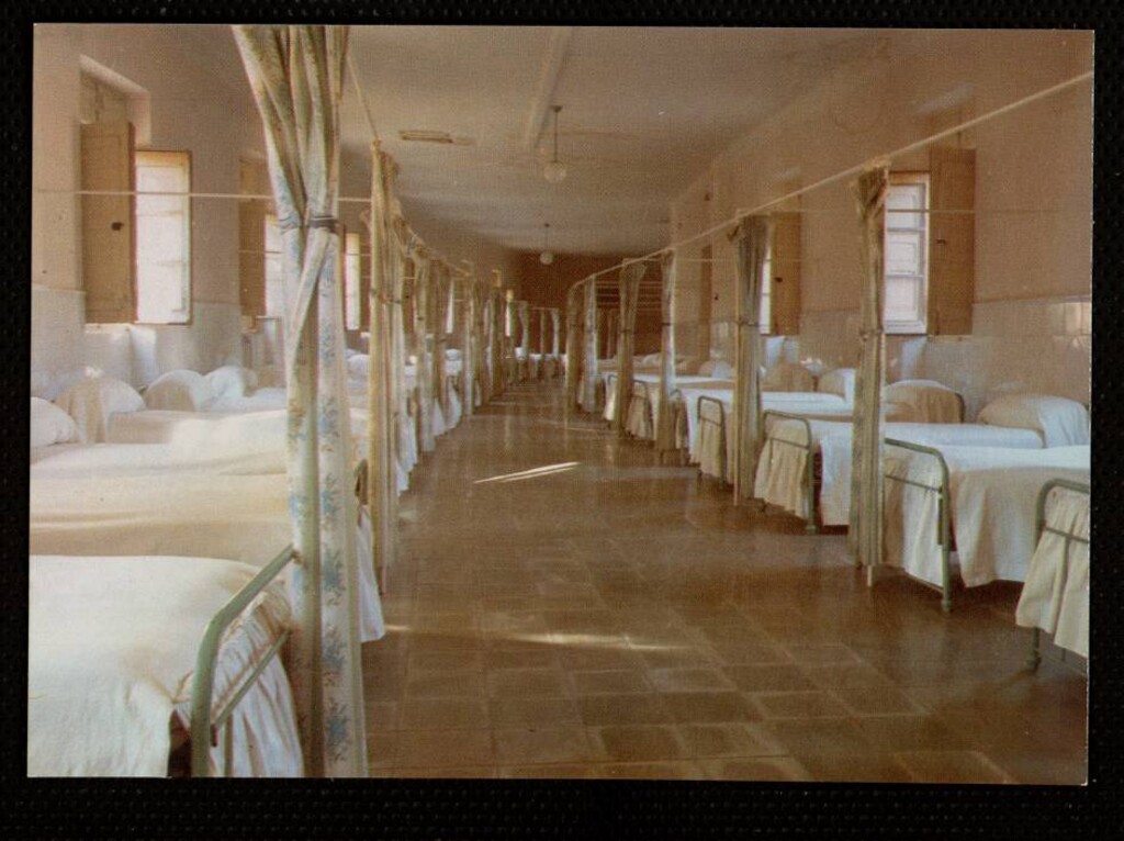 Miniatura de Residencia de Ancianos de Alcalá de Henares. Dormitorio de señoras