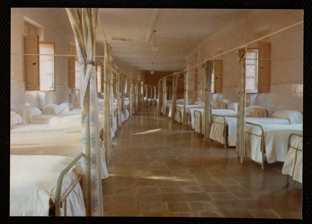 Miniatura de Residencia de Ancianos de Alcalá de Henares. Dormitorio de señoras